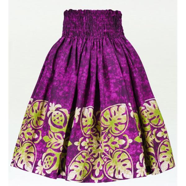 ハワイより直輸入のT/C ポリコットンハワイアンファブリックを高品質な自社工場で縫製。ハワイアンキルト風にデザインされた、絶妙な色合いの73cm丈パウスカートです。パイナップルやモンステラなど、ハワイアンなモチーフがデザインされた楽しい柄に...