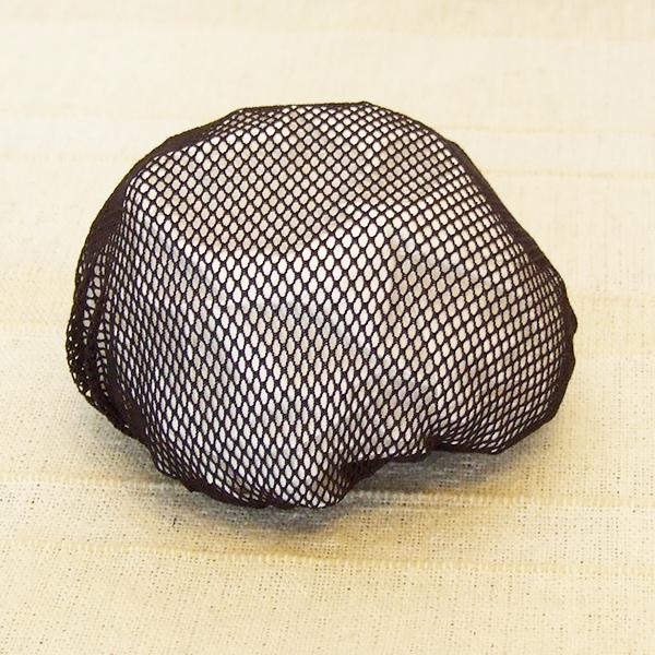 髪有りブライスにウィッグを身につける際に元の髪を固定する便利なウィッグキャップです。伸縮性の高い素材で髪をキレイにまとめる事ができます。また、髪無しブライスで11インチ以上のオーバーサイズのウィッグを身につける際の中敷きにもご使用いただけま...