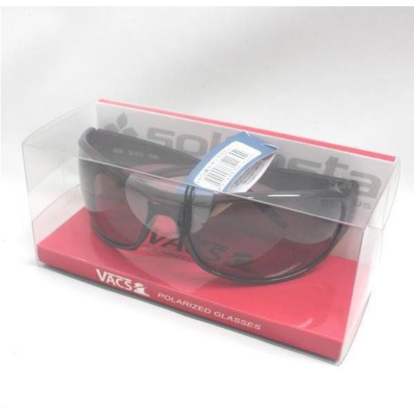 偏光レンズのサングラスです。偏光レンズは、乱反射の光を制御して一定方向の光だけを透過させるレンズです。水面や雪道での乱反射等によるギラつきを抑える効果があります。スポーツやフィッシングの際にあると便利です。ブランド：solfiesta ソル...