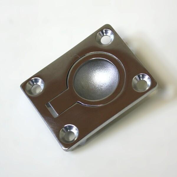 沈み取手です。FRP船のフタやカバーなどに取り付けて使用します。d(3mm)L(48.5mm)B(39mm)P(28.5mm)P1(37mm)H1(12mm)H2(28mm)D(19.5mm)穴径(4.2mm)※メール便・レターパックはポス...