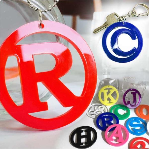 丸枠透かしアルファベットキーホルダー 5cm アクリル製 アンシャンテラボ【無料ギフトボックス付】【ゆうパケット対応】