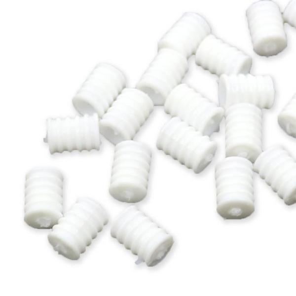 20個入 マスク用 調整パーツ 筒型 白 約9×6mm 穴2mm 4.5mm【ゆうパケット対応】