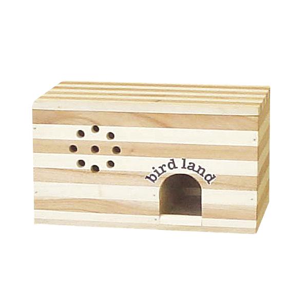 《商品詳細》自然木100％を使用したかわいい巣箱です。ケージに取り付けられるネジ付きです。マグネット着脱式なので屋根部分が取り外せます。重量 約474g