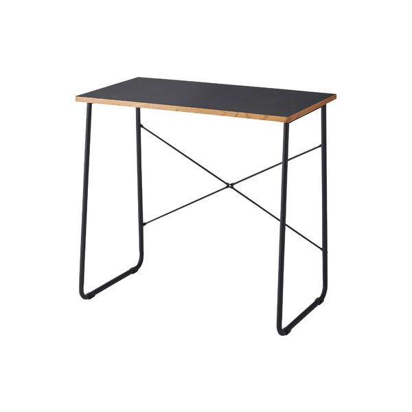 ●シンプルでコンパクトなワークデスク。●作業でもデスクワークでも機能や強度を持たせつつ余計なものは取り除いた極限までシンプルなデザインのデスク。●天板表面はPVCシートでお手入れも簡単。●天板のエッジ部分はあえて木目調に仕上げ、コントラスト...