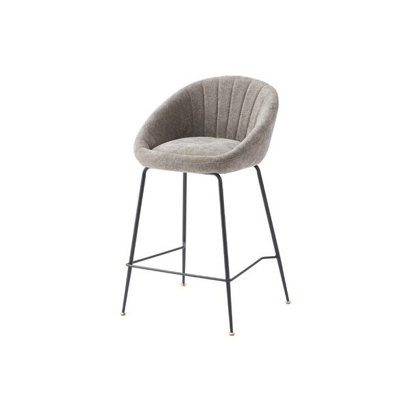 ●細身のスチール脚がクールな雰囲気を演出する、シンプルデザインのハイチェア。●丸いフォルムが身体を包み込む快適な座り心地。●脚先のアジャスターはゴールド色を使ったエレガントな仕上がり。●しっかりとしたクッション性で長時間座っても疲れにくい設...