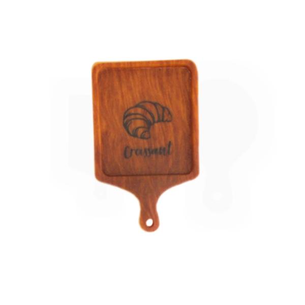 かわいいミニチュアプレートです。内容数：1個サイズ：約25ｘ40ｍｍ材料：樹脂◆色味について 撮影環境によりスマートフォン、パソコンなどの画面上と実物では多少色味が異なることがございます。＊製品により多少の誤差が生じる場合がございます。 ＊...