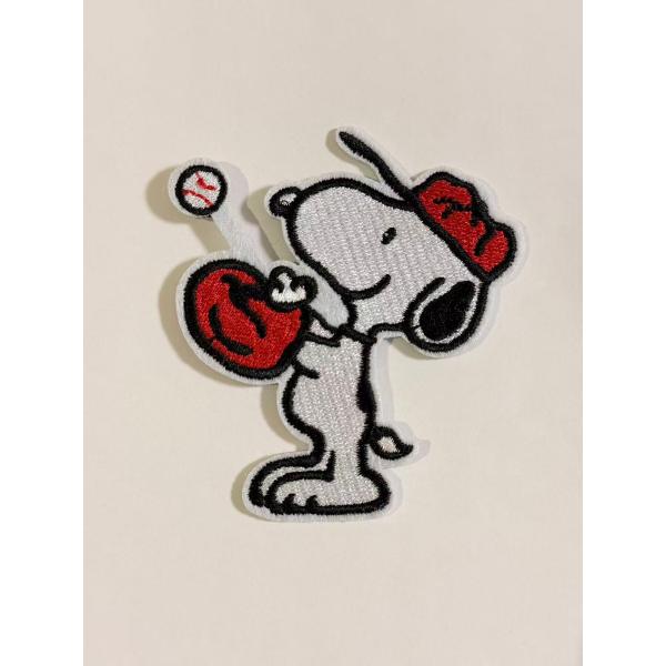 野球　スヌーピー  アイロンワッペン 刺繍ワッペン