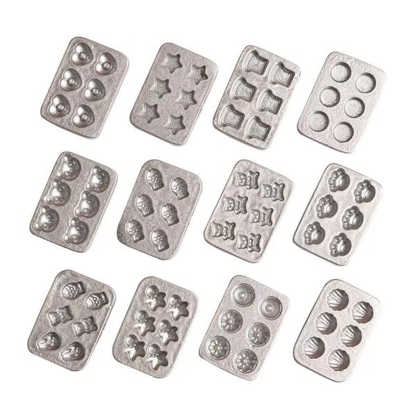 【商品説明】ミニチュア 1/12スケール ミニチュアドールハウス ミニクッキーケーキベーキングモールド1点（ランダム指定不可）全12種類内容数：1点素材：プラスチック種類：全12種類（指定不可）サイズ：約15ｘ21ｍｍミニサイズのクッキー型...