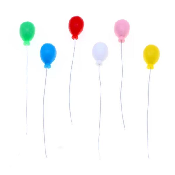 組み立て式 ミニチュア 丸い風船 6点セット ミニチュア ディスプレイ ミニチュア インテリア内容数：6点（6色各1点）材料：樹脂サイズ：風船約15 × 25mmワイヤー約100mm（ワイヤーは柔らかく、自由に曲げて造形可能です） ??注意...