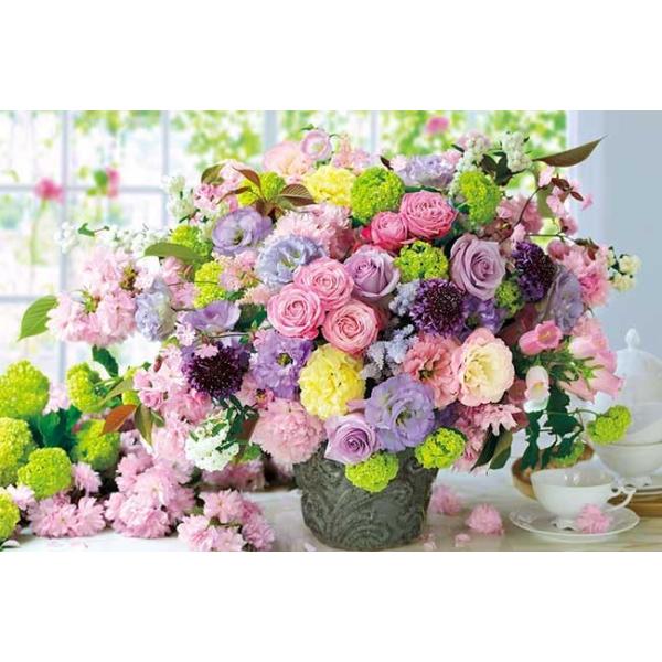 -/-/1000-858・バラや桜の可愛らしいピンクにトルコキキョウの優しい紫、色とりどりの花々。 〜花言葉〜 バラ・・・可愛い人、上品、誇り、尊敬。 トルコキキョウ・・・優美、希望、思いやり。 ヤエザクラ・・・豊かな教養、しとやか。 Ph...