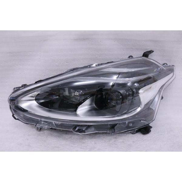 シエンタ 6AA-NHP170G後期 右 ライト ICHIKOH 52-317