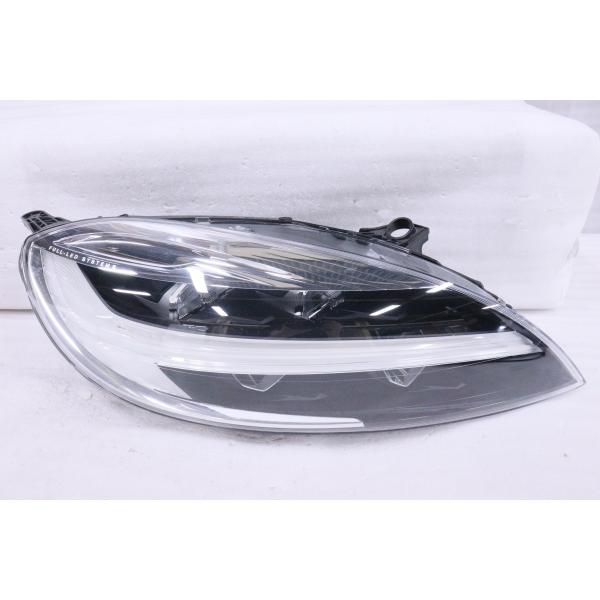 49-2310☆【値下】後期 LED MB ボルボ V40☆右ヘッドライト