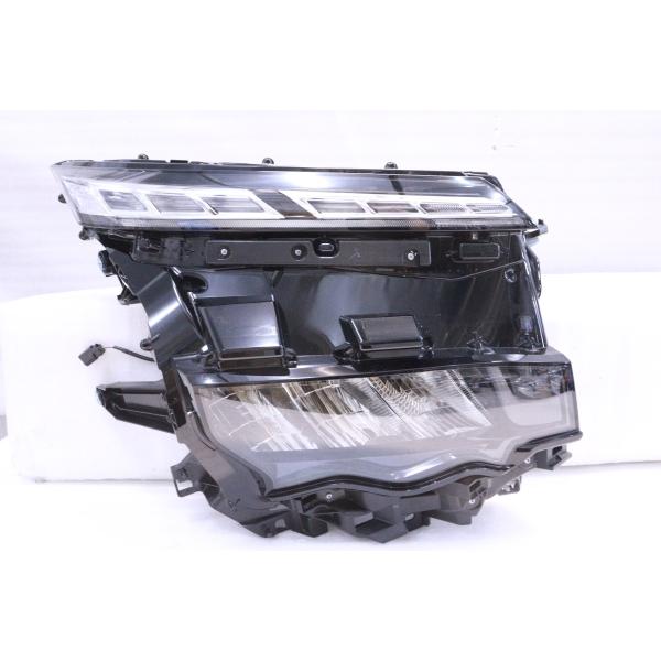 ヴォクシー　トヨタ　純正　ヘッドライト　MZRA90W VOXY ヴォクシー VOXY/90系/ZWR90W/ZWR95W/MZRA90W/MZRA95W 純正 右 ヘッド