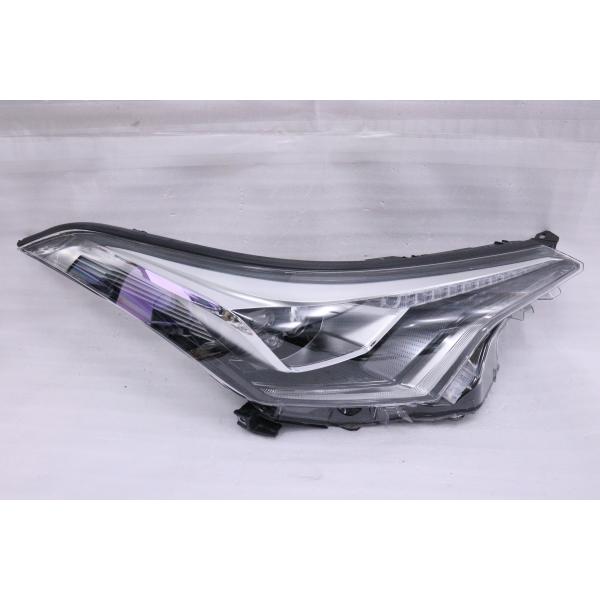 トヨタ C-HR LED ヘッドライト 右 KOITO 10-111 レンズ良好 C-HR 2111384☆中期 LED NGX10 C-HR☆右ヘッドライト KOITO 10-111 打