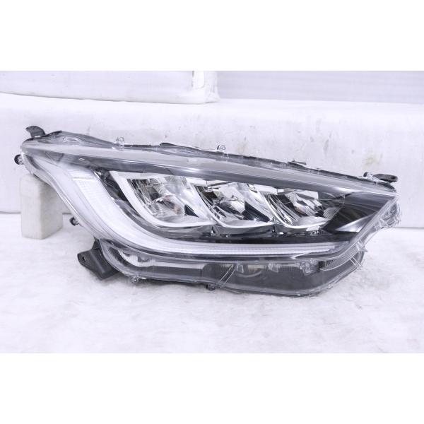 トヨタ（TOYOTA） 23-646☆美品☆LED MXPA10 ヤリス☆右ヘッドライト