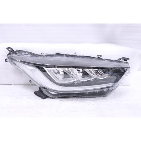 26-2259☆美品☆LED MXPA10 ヤリス☆右ヘッドライト KOITO K0-3 打刻