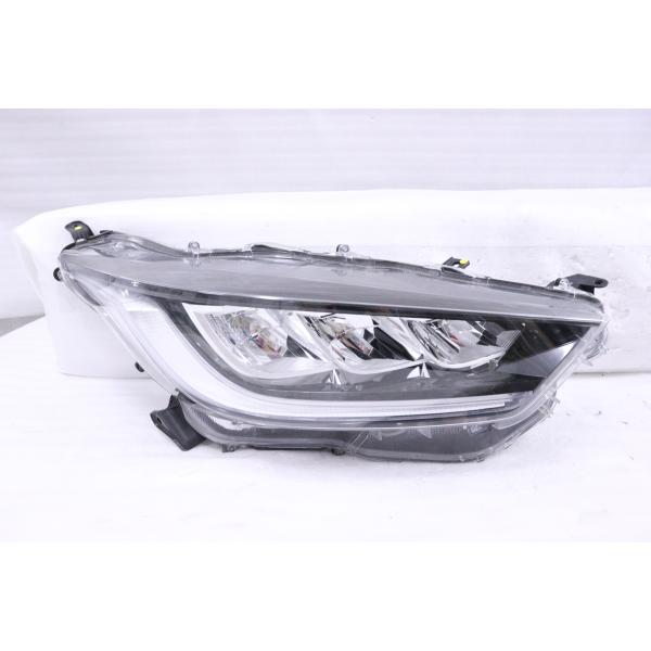 27-1452☆美品☆LED MXPA10 ヤリス☆右ヘッドライト KOITO K0-3 打刻