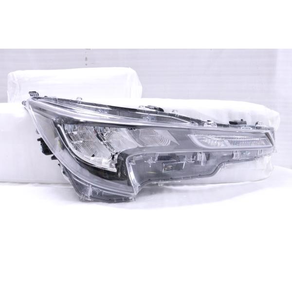 33-1802☆美品☆LED NRE210H カローラスポーツ☆右ヘッドライト KOITO