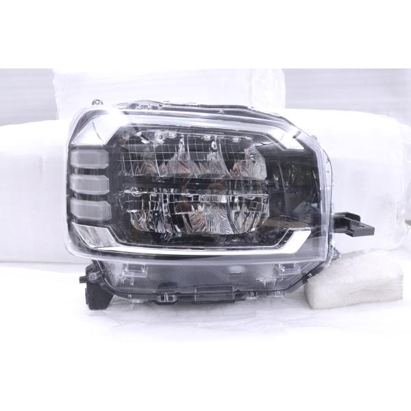T*R様 ダイハツタフト右ヘッドライト 33-1833☆【値下】美品☆LED LA900S タフト☆右ヘッドライト G Gターボ