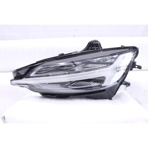 ★美品★車純正VOLVO LED ボルボXC90★左ヘッドライト32228688 ☆美品☆車純正VOLVO LED ボルボXC90☆左ヘッドライト32228688