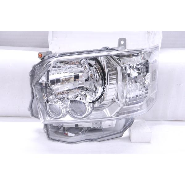 トヨタ　ハイエース　LED左ヘッドライト 34-2294☆美品☆4型~ LED 200系 ハイエース☆左ヘッドライト