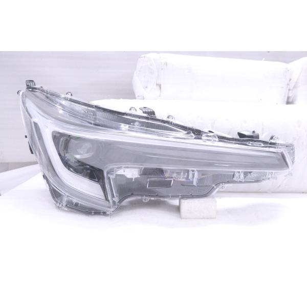3Y-1378☆美品☆LED MZEA12H カローラ スポーツ ツーリング☆右