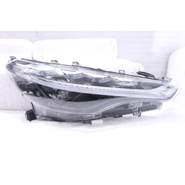 3Y-319☆【値下】美品☆LED ZSG10 カローラクロス Z☆右ヘッドライト