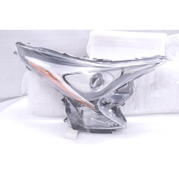 3Y-347☆前期 LED ZVW50 プリウス☆右ヘッドライト KOITO 47-75 打刻