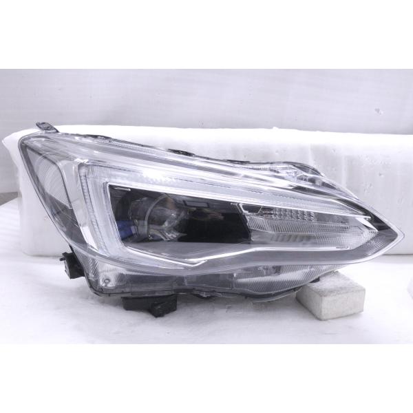 40-1771☆美品☆後期 LED GT2 インプレッサ☆右ヘッドライト KOITO 100