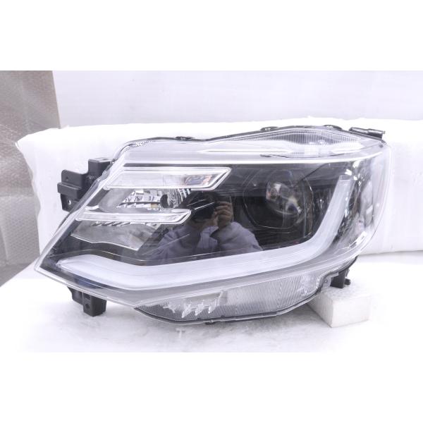 40-2235☆【値下】美品☆LED MA37S ソリオ☆左ヘッドライト KOITO 100