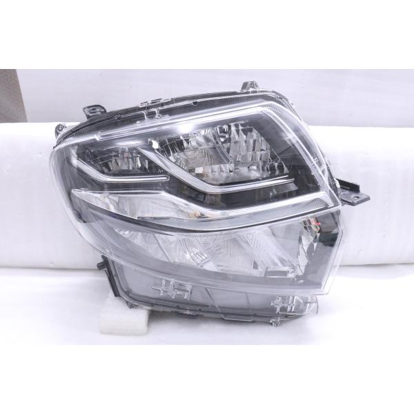 40-940☆美品 LED LA650S タントカスタム☆右ヘッドライト KOITO 100
