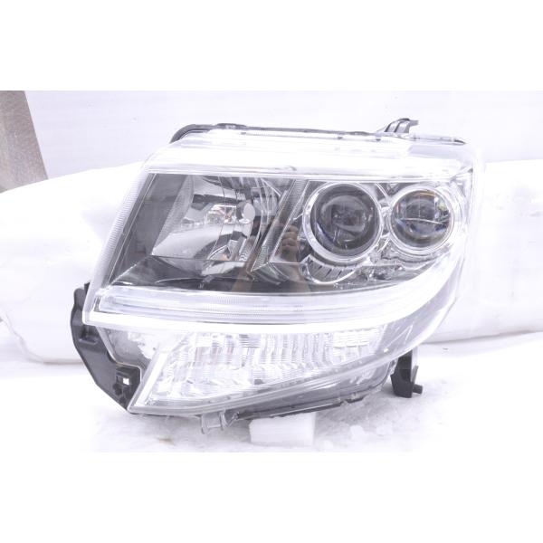 46-604☆【値下】LED LA600S タントカスタム☆左ヘッドライト KOITO