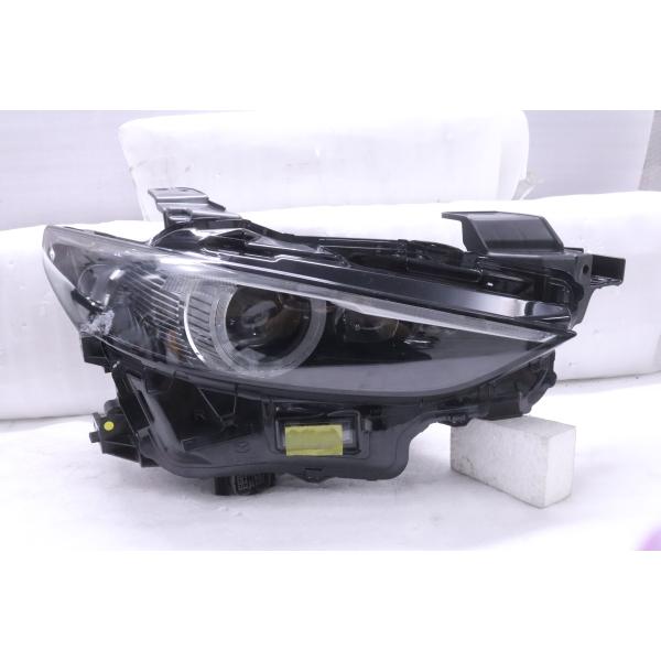 車*)様 MAZDA3 BPFPヘッドライトASSY右koito100-6519 車*)様 MAZDA3 BPFPヘッドライトASSY右koito100-6519