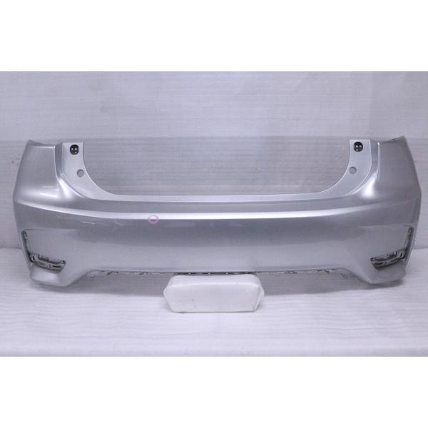 4Y-26☆後期 ZWA10 レクサスCT200h リアバンパー☆標準車 バージョンL  