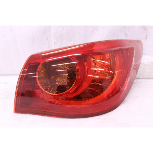DR30スカイライン ヘッドライト グリル  テールランプセット 前期希少当時物 55-1330☆美品☆前期 LED V37 スカイライン☆右テールライト STANLEY