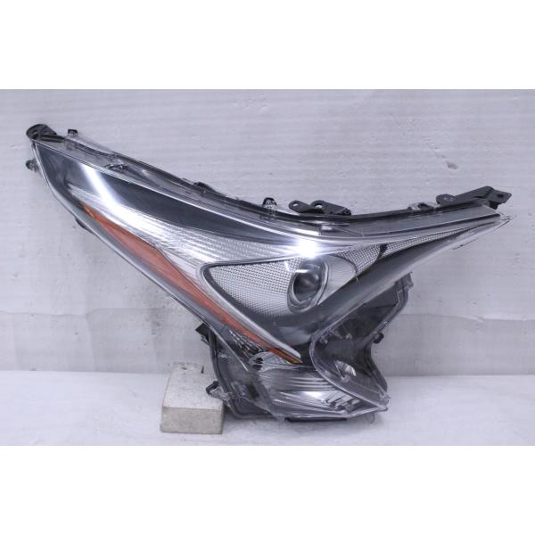 50プリウス　ヘッドライト　右 プリウス 8X-508-N☆美品 LED ZVW50 プリウス☆右ヘッドライト