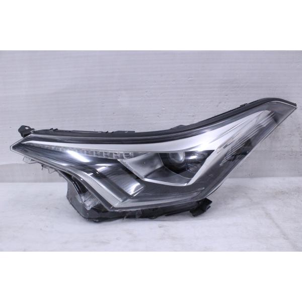C-HR 左　ヘッドライト ZYX10 KOITO 10-101 左 刻印 4 C-HR 92-922-U☆美品 前期☆LED ZYX10 NGX50 C-HR☆左ヘッドライト