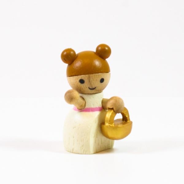 フラワーシャワーでウェディングをお祝いする女の子。ウエディングのお祝いにぴったり。別売の【wooderful life DIYオルゴール 回転ベース】にお好みのレイアウトで接着してオリジナルオルゴールを作ることができます。あなただけの組み合...