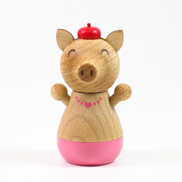 赤いベレー帽をかぶったぶたオブジェ。別売りのぶたのカメラマンと組み合わせるとカップルに。別売の【wooderful life DIYオルゴール 回転ベース】にお好みのレイアウトで接着してオリジナルオルゴールを作ることができます。あなただけの...