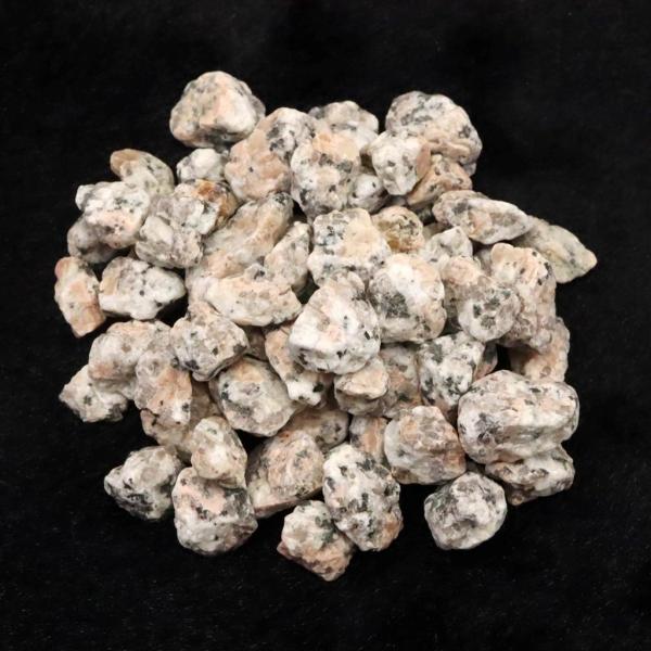 岡山県産　桜花石  さざれ　100ｇ　 【榎本通商22564】