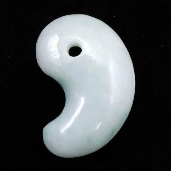 糸魚川翡翠  ヒスイ 小滝産 薄緑 22mm勾玉 ディレクトリカード付 4.36g 【榎本通商31279】