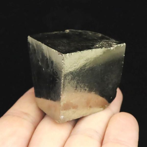 スペイン産 パイライト 黄鉄鉱 33mmキューブ 141.9g 【榎本通商66541