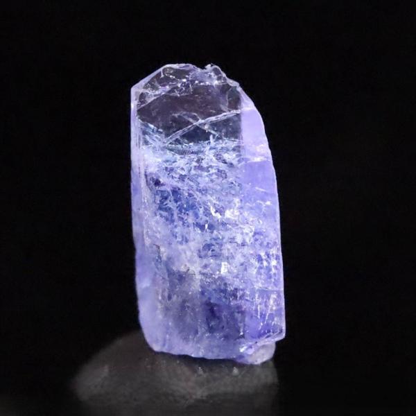 タンザナイト 非加熱 8.8mm原石 結晶 1.01ct 【榎本通商69102
