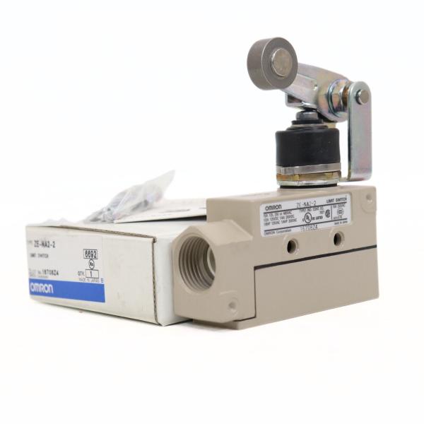 推定未使用 OMRON オムロン リミットスイッチ ZE-NA2-2 2回路 制御機器 動作未確認 中古 S / 13975 HM