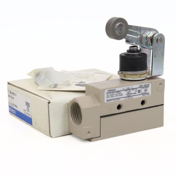 推定未使用 OMRON オムロン リミットスイッチ ZE-NA2-2 2回路 制御機器 動作未確認 中古 S / 13977 HM
