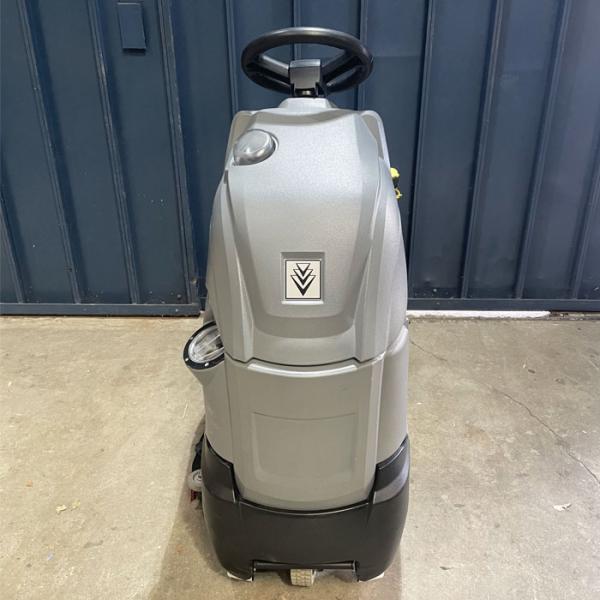 ケルヒャー Karcher 業務用立ち乗り式床洗浄機 BD55/40RS BP ケルヒャー（KARCHER） 中古｜立ち乗り式床洗浄機 Karcher BD50/40 RS