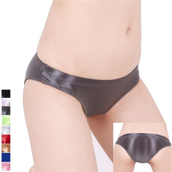 [Release date: May 23, 2024]股上が極浅なスーパーローライズユニセックスビキニショーツです。シルクのような高級感のある生地で、伸縮がよく非常に柔らかな肌触りで気持ちよく着用できます。フロントノンシーム、男女兼用un...