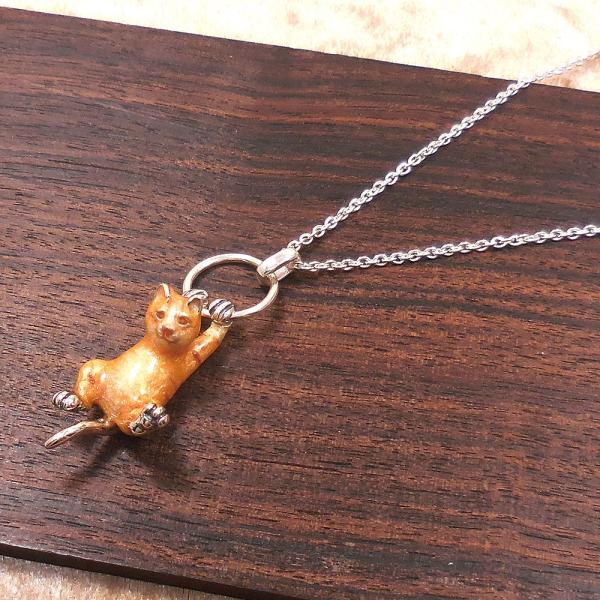entiere ネックレス ペンダント シルバー925 ぶら下がり猫 茶
