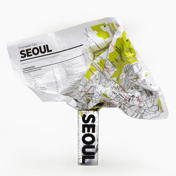 旅行の原始的なツールである" 地図" の現代版アイテム。軽くて柔らかく、防水性があり、いつでも持ち歩きができます。一人用のレジャーシート としても使えるアイテム。従来の地図よりも使いやすく、より楽しく、自由な発想で使用できるマップです。イン...