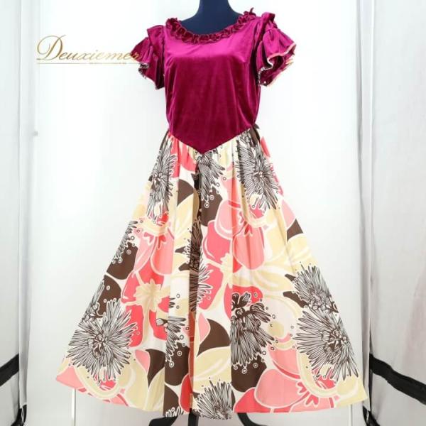 【中古】Avivare アビバーレ フラダンス 衣装 ワンピース ドレス パープル系 フラ ダンス 花柄 紫 茶 白 華やか 光沢 高級感 フリル かわいい ハワイアン アロ…